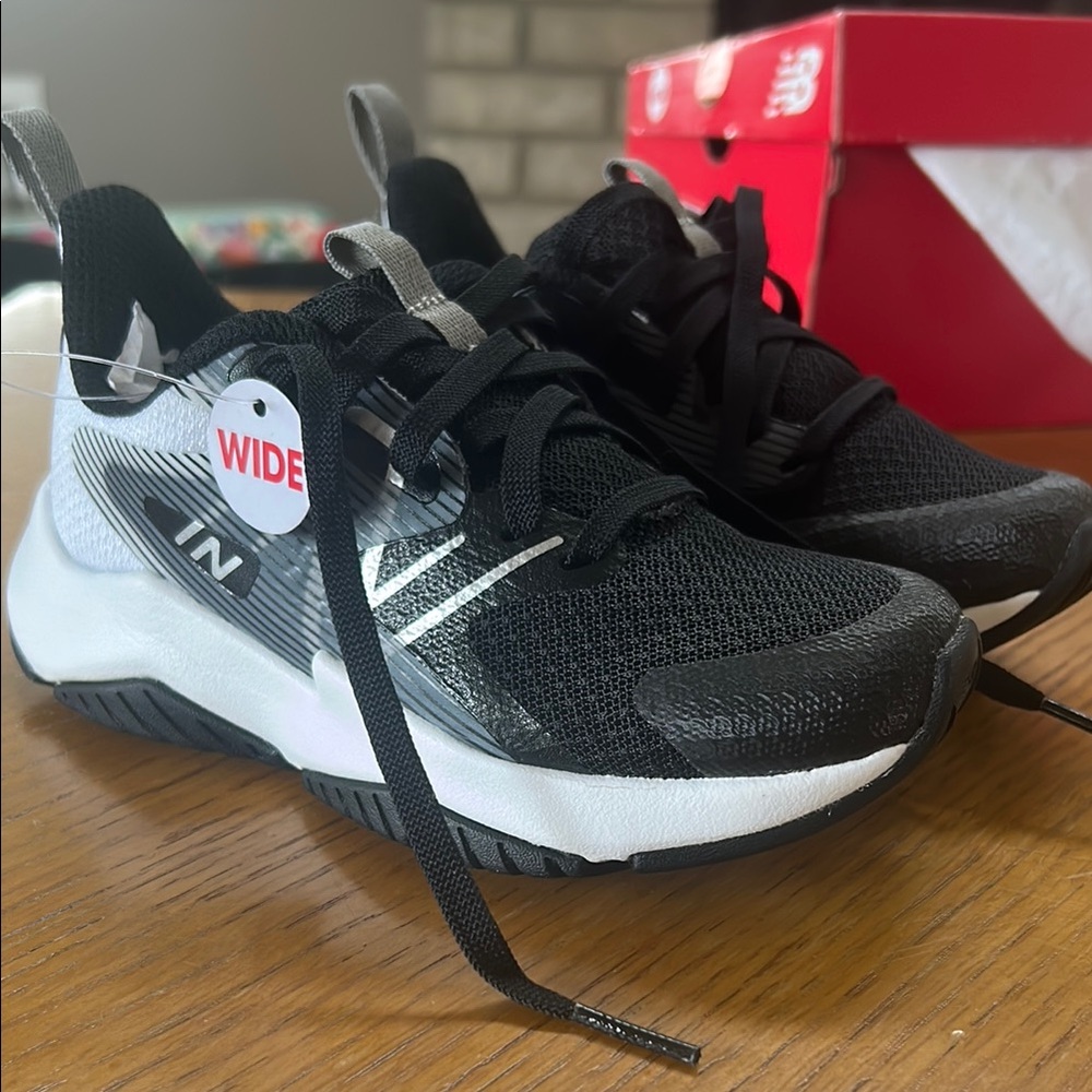 New Balance Black and White Wide Sneakers - NWT
